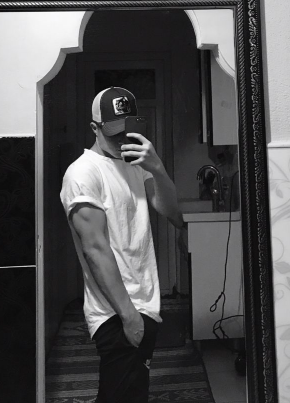 <em>Carlos Gutiérrez F.</em>